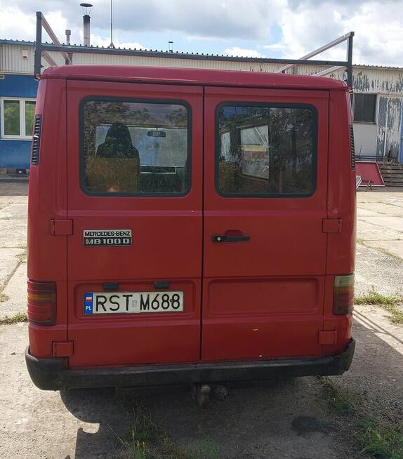 Sprzedam samochód Mercedes MB 100D