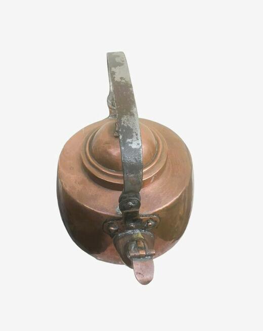 Stary miedziany czajnik poj. ok. 2,3 litra