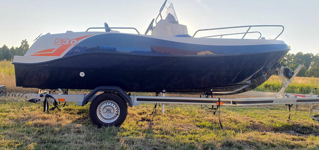 ŁÓDZ MOTOROWA OPEN 530 SPORT z przyczepą DMC 1150kg OC