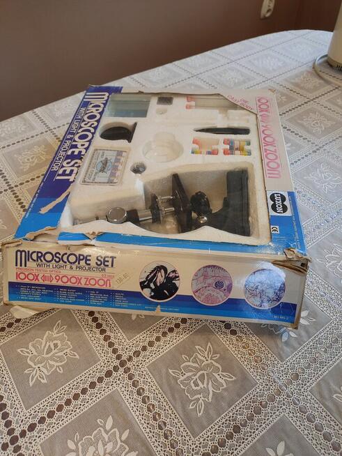 Mikroskop z akcesoriami – pomoc edukacyjna dla dzieci