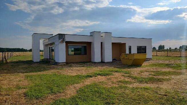 Budowa domów całorocznych, tarasy, wiaty/ wykończenia