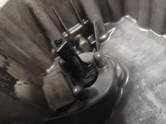 Miska olejowa Volkswagen Transporter T5