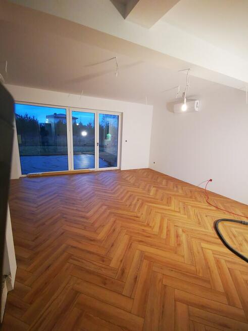 Budowa domów całorocznych, tarasy, wiaty/ wykończenia