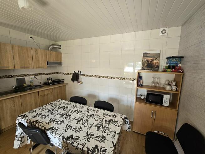 Kawa z widokiem na jezioro? Mazurskie pokoje czekają!