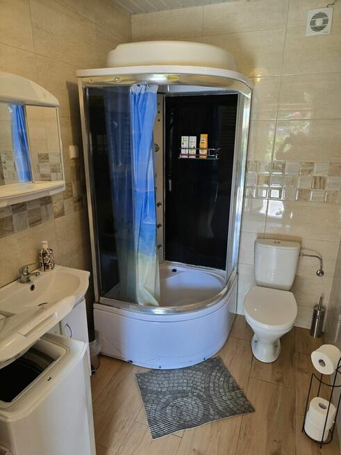 Kawa z widokiem na jezioro? Mazurskie pokoje czekają!