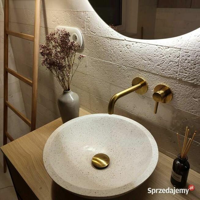 Płytki Wapień Emelas szczotkowany 30,5x10x1 cm