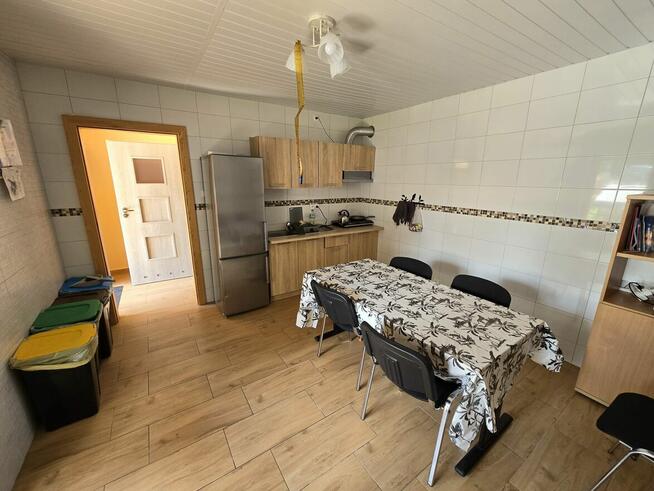 Kawa z widokiem na jezioro? Mazurskie pokoje czekają!