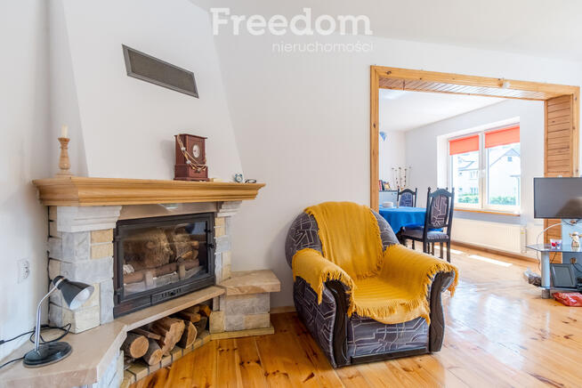 Dom wolnostojący blisko lasu na cichym osiedlu