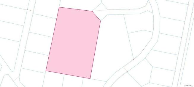 Piękna działka z dojściem do Jeziora Lubie.