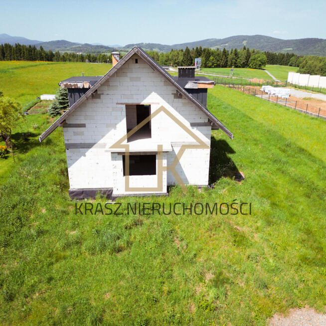 Dom na pięknej widokowej działce w Krzeczowie