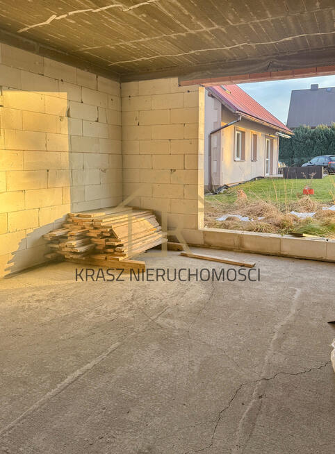 Dom na pięknej widokowej działce w Krzeczowie