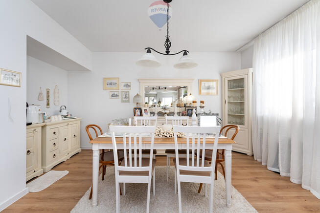 Malowniczy dom z ogrodem w Nieżynie na sprzedaż