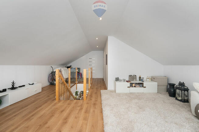 Malowniczy dom z ogrodem w Nieżynie na sprzedaż