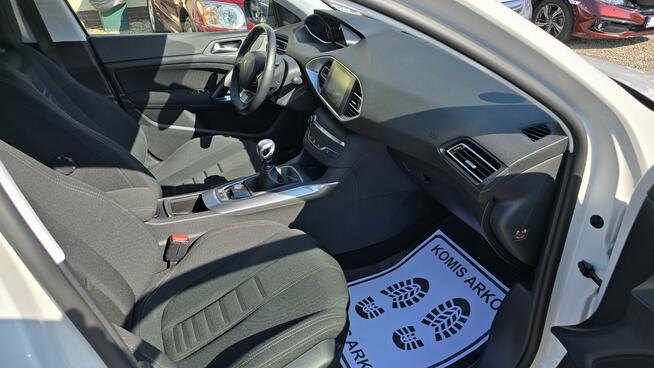 Peugeot 308 Full LED, kamera, asystent