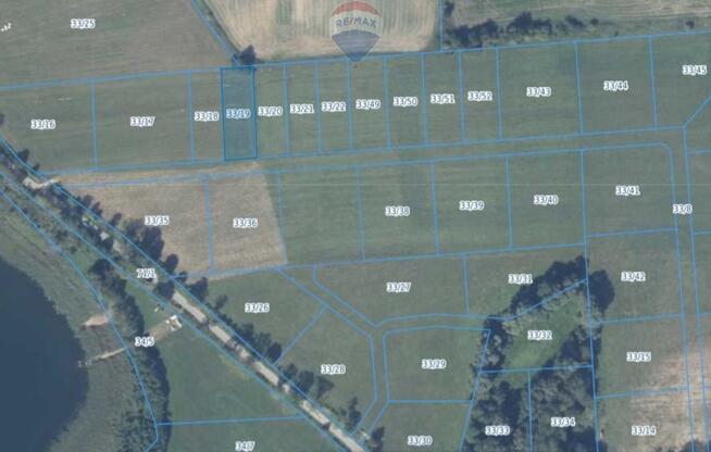 Piękna działka z dostępem do jeziora