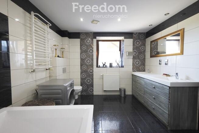 Wyjątkowy pensjonat przy jeziorze.