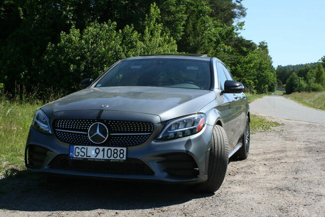 Mercedes-Benz Klasa C 300 9G-TRONIC AMG Line