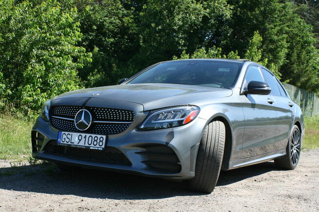Mercedes-Benz Klasa C 300 9G-TRONIC AMG Line