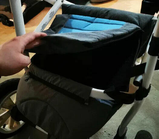 Wózek dziecięcy gondola, spacerówka i fotelik samochodowy 3