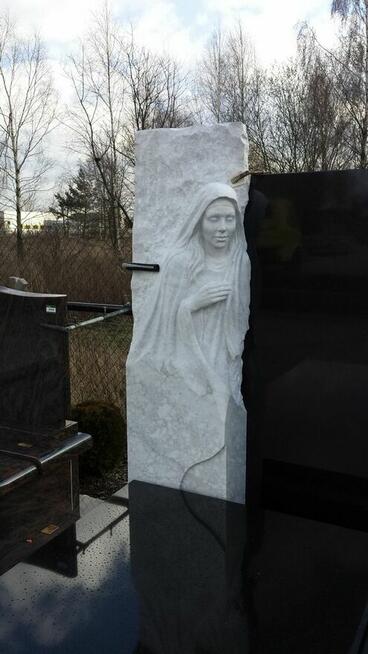 Pracownia rzeźbiarska - Rzeźba nagrobna z granitu / kamienia