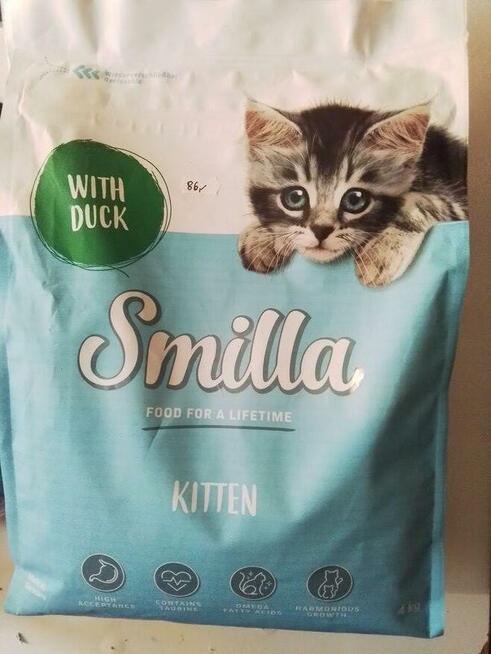 Sucha karma dla kotów*SMILLA-KITTEN*