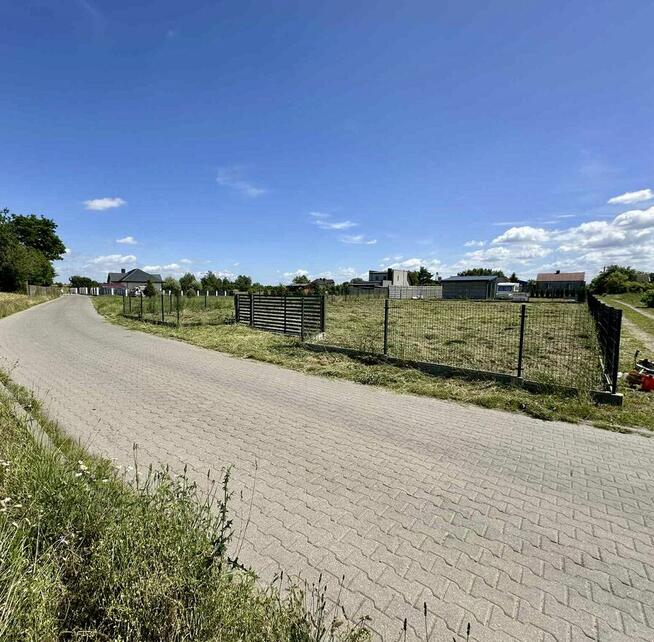 Sprzedam działkę budowlaną w Lipnie