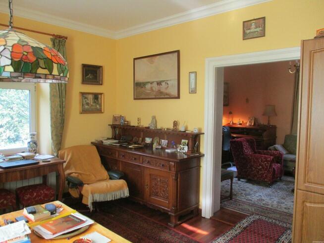 Do wynajęcia dom z ogrodem, 2 garażami