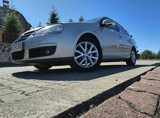 VW JETTA 2010 Oryginalny Lakier Salon Polska