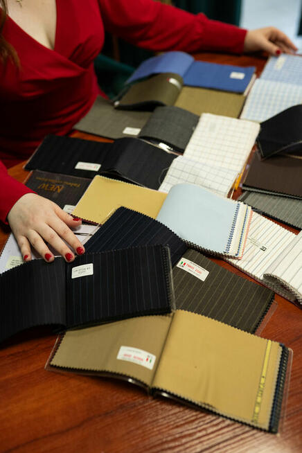 Analiza kolorystyczna online i stacjonarnie – cała Polska