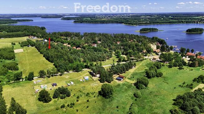 Działka budowlana z mediami 400 m od Jezioraka.
