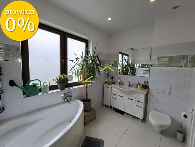 Atrakcyjnie położony dom blisko lasu i miasta