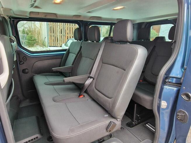 Renault trafić automat 9 osobowy