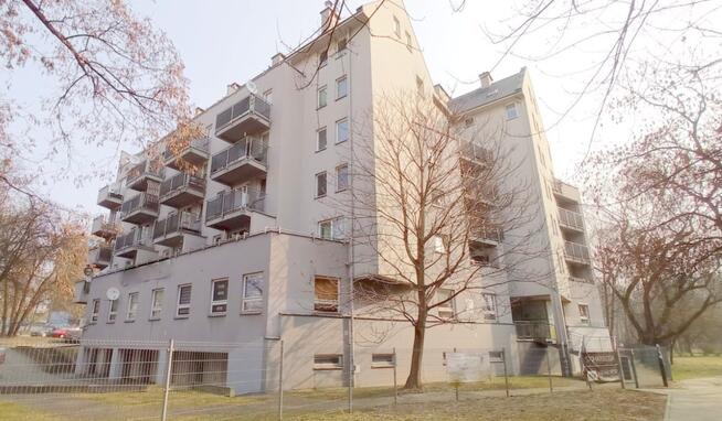 Czyżyny, Os. Dywizjony 303, ustawne z balkonem
