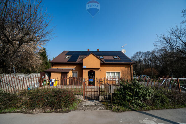 Dom z 6 mieszkaniami- Okazja inwestycyjna