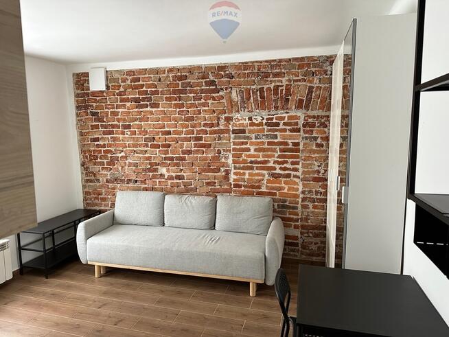 Dom z 6 mieszkaniami- Okazja inwestycyjna