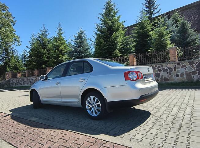 VW JETTA 2010 Oryginalny Lakier Salon Polska
