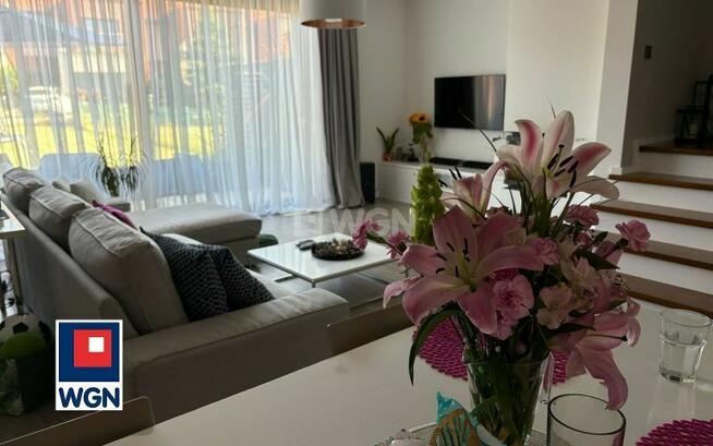 Dom na osiedlu Park Szklary w Szklarach Górnych