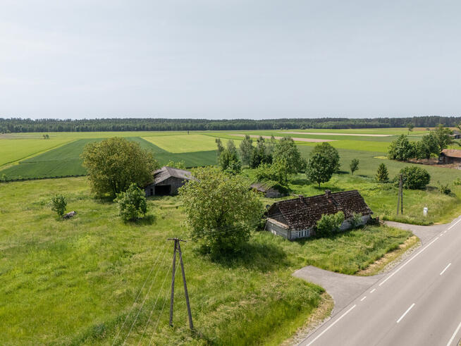 Działka budowlana 63 ar | uzbrojona | z budynkami