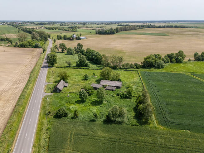 Działka budowlana 63 ar | uzbrojona | z budynkami