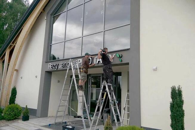 Zatrudnimy Montera reklam. Najlepiej złotą rączkę