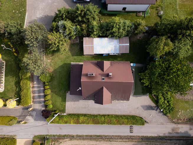 Komfortowy dom z ogrodem 8 ar i garażem