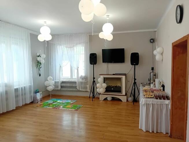 Sala do organizacji przyjęć okolicznościowych z kuchnią