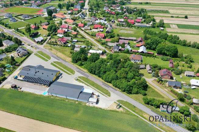 Działka przy głównej drodze, obok Groszka i Mrówki