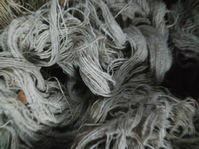 Stare krosna oraz wyroby zamieszczone na zdjęciach