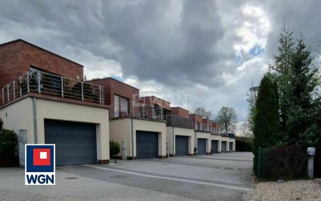 Dom na osiedlu Park Szklary w Szklarach Górnych