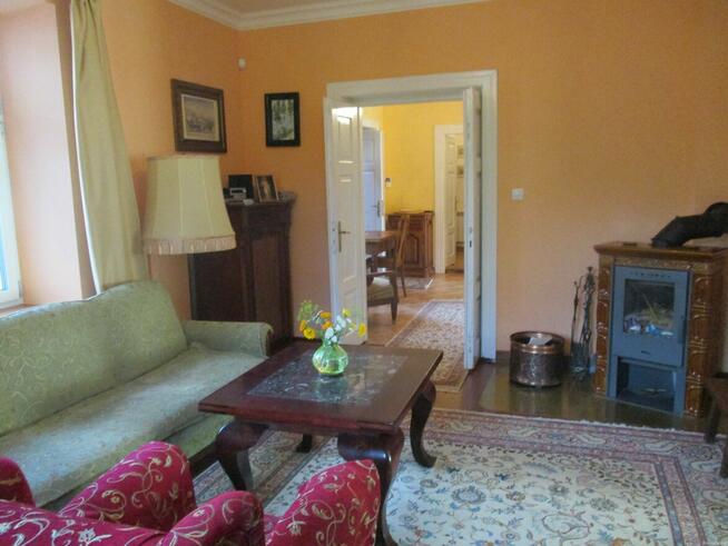 Do wynajęcia dom z ogrodem, 2 garażami