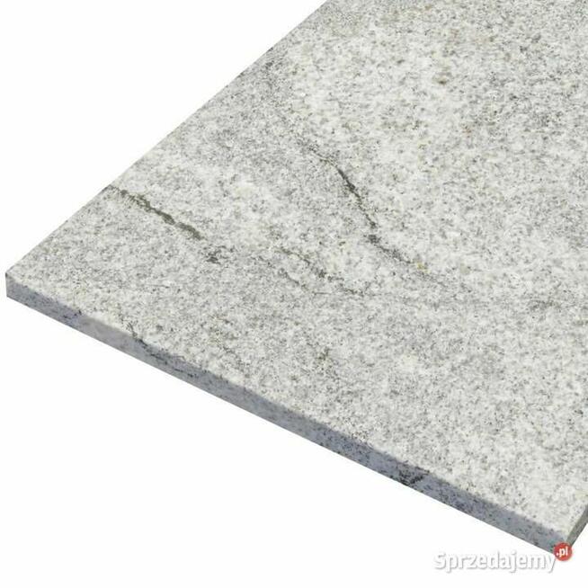 Stopień granitowy Royal Juparana płomieniowany 150x33x3 cm