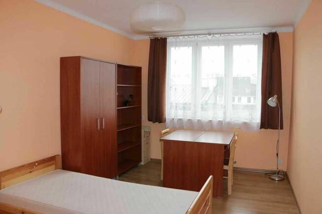 Dwupokojowe mieszkanie dla studentów - początek ul J. Lea