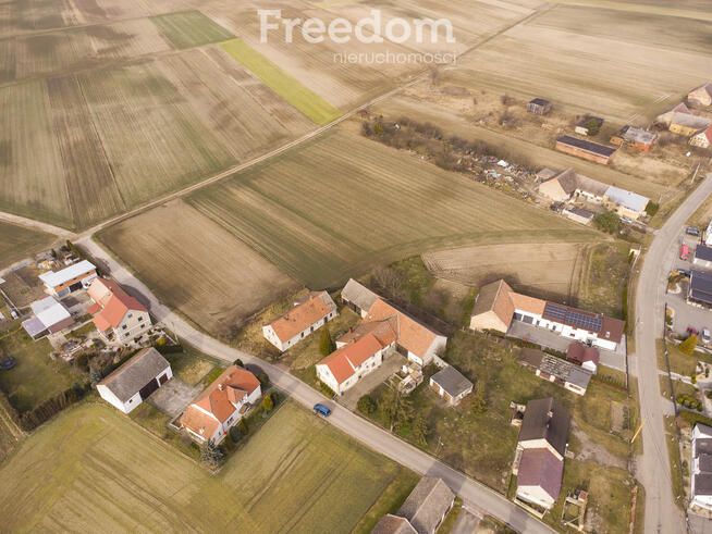 Działka z potencjałem budowlanym – Grabina