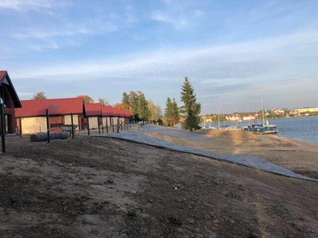 24 Domy pod klucz RYN nad jeziorem, własna marina